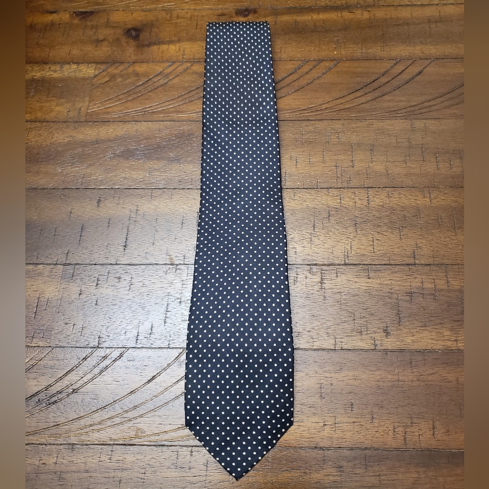 Wolf Brothers Tie